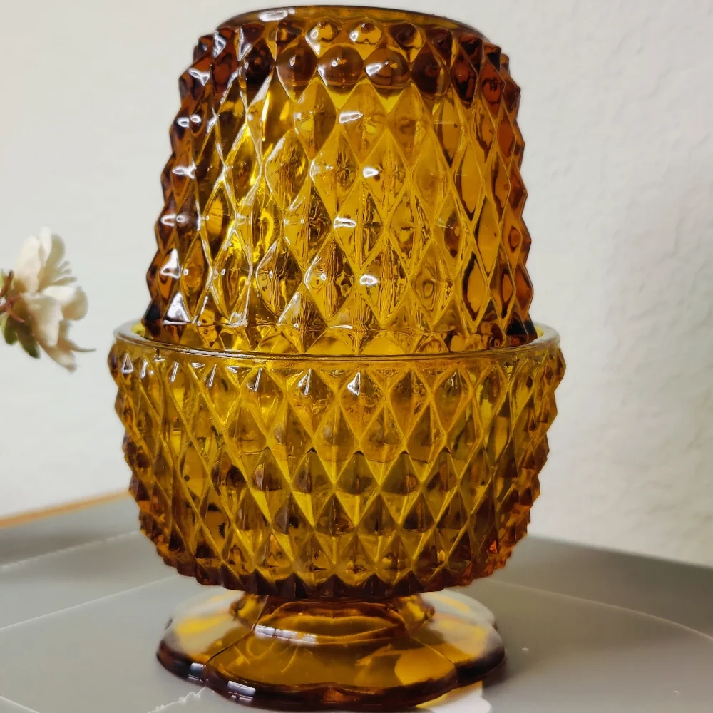 Amber Glass Fairy Lamp - Diamond Point Pattern  MCM Decor - Picture 7 of 11